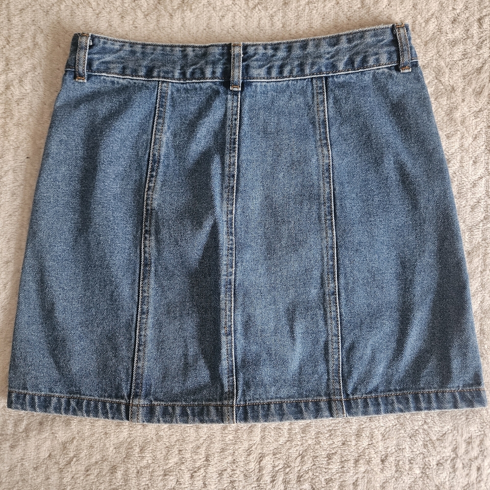 🖤3/$15 Denim Mini Skirt, Size Small - Picture 6 of 8